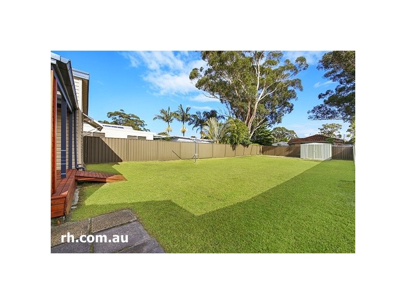 23 Lake Road, Blackwall NSW 2256