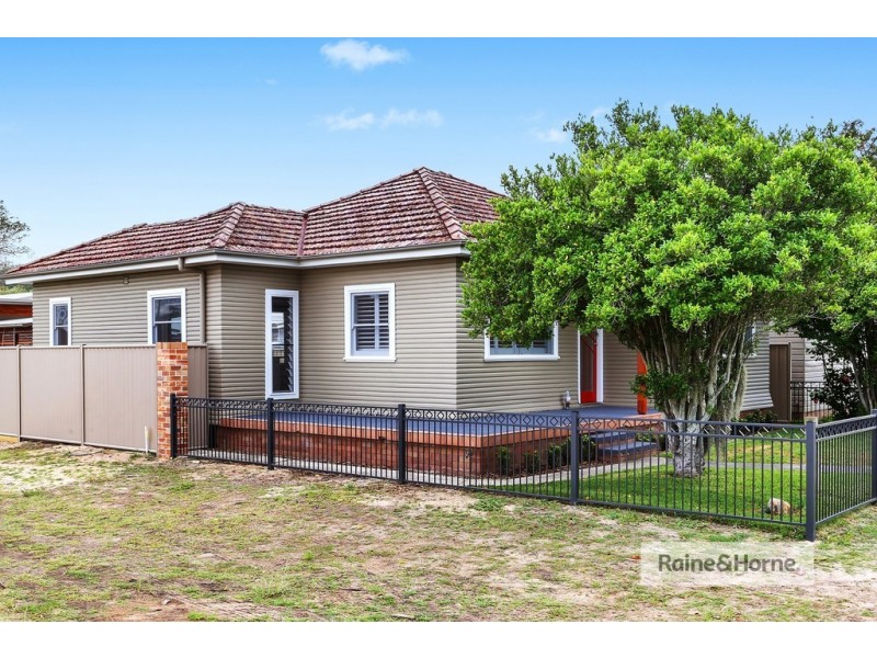91 Beach Street, Ettalong Beach NSW 2257