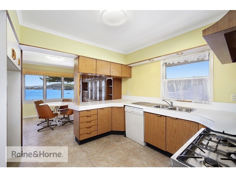 474 Orange Grove Road, Blackwall NSW 2256