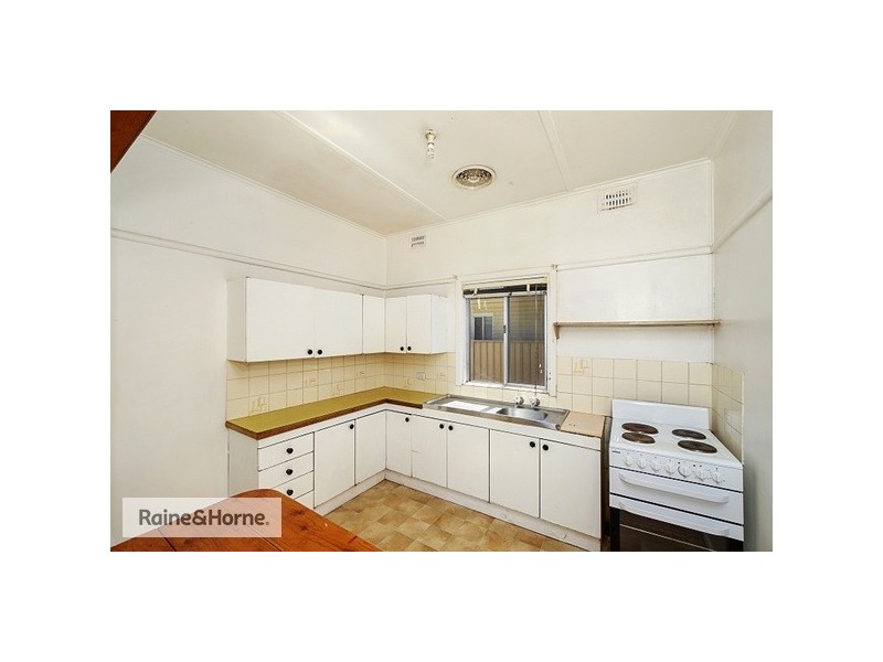 168 Railway Street, Woy Woy NSW 2256