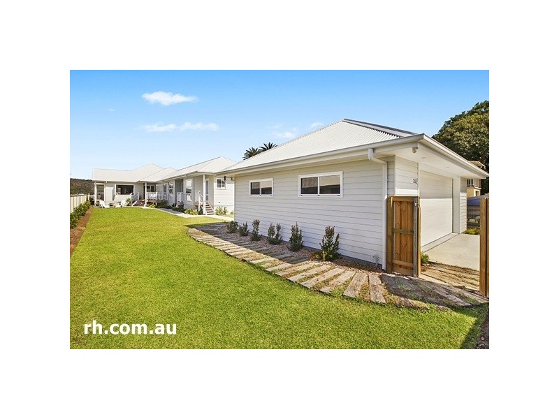 352 Booker Bay Road, Booker Bay NSW 2257