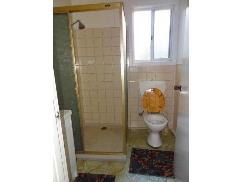 96 Gallipoli, Woy Woy NSW 2256