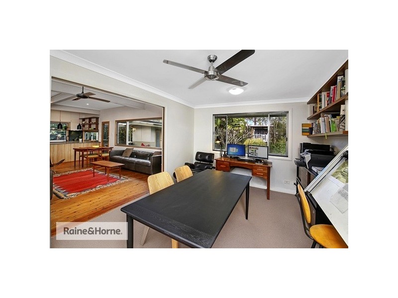 4 McMasters Road, Woy Woy NSW 2256