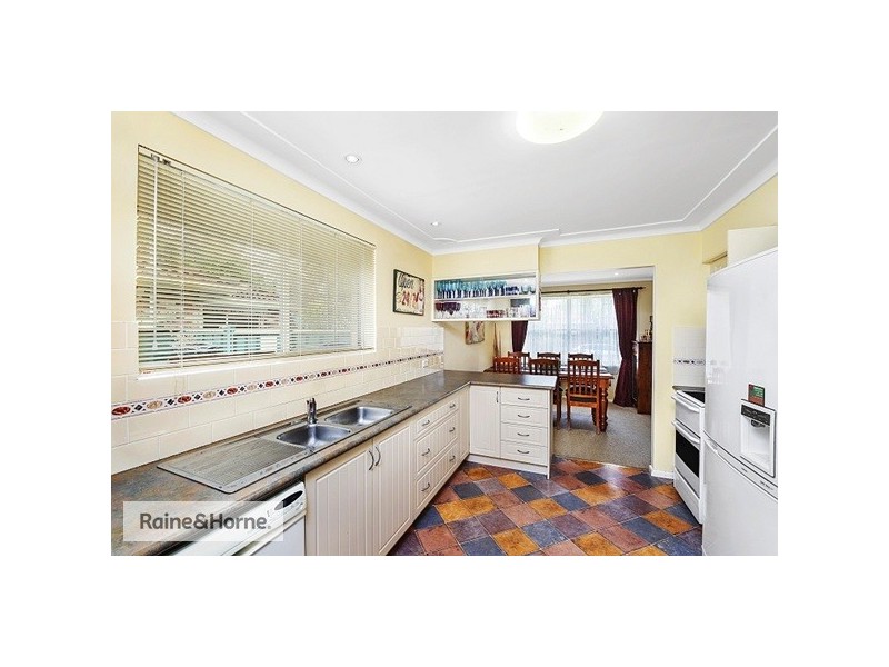 1 Daffodil Drive, Woy Woy NSW 2256