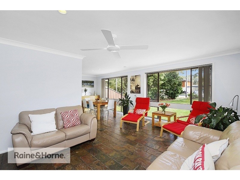 4 Bena Road, Umina Beach NSW 2257