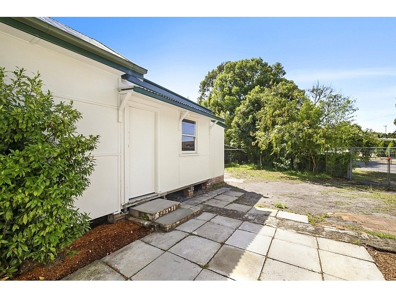 220 RAILWAY STREET, Woy Woy NSW 2256