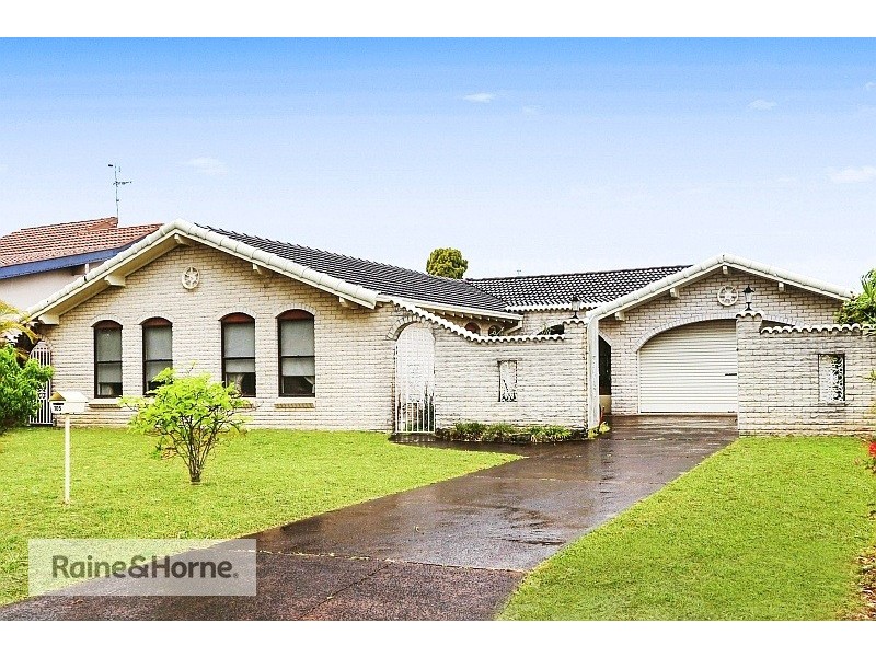 105 Helmsman Boulevarde, St Huberts Island NSW 2257