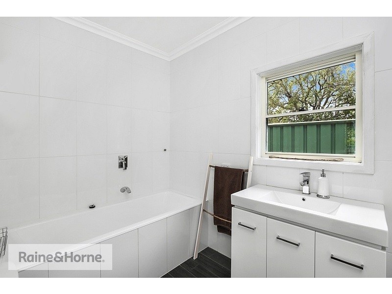 33 Nelson Street, Umina Beach NSW 2257