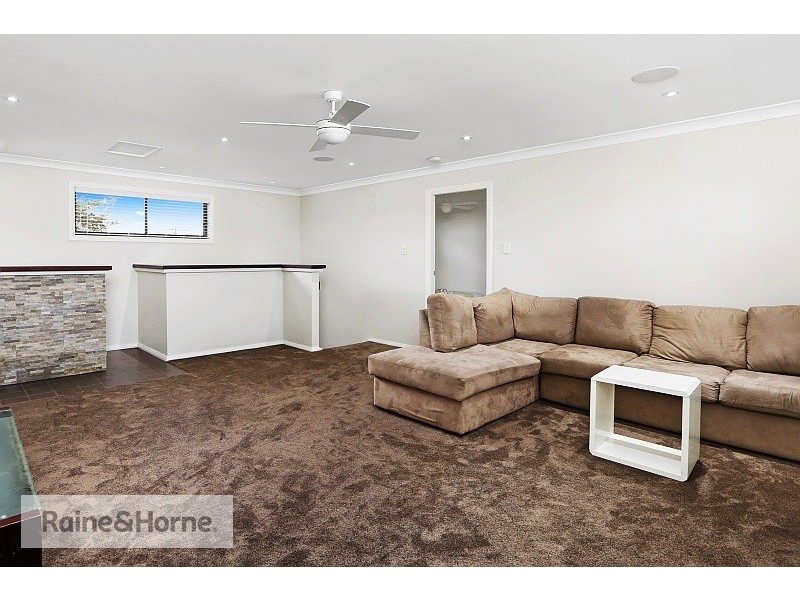 34 Mackenzie Avenue, Woy Woy NSW 2256