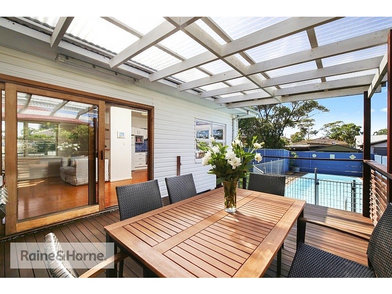 24 Melbourne Avenue, Umina Beach NSW 2257