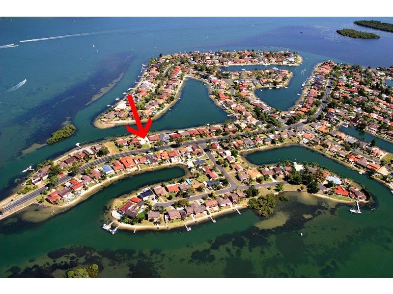 22 Helmsman Boulevarde, St Huberts Island NSW 2257