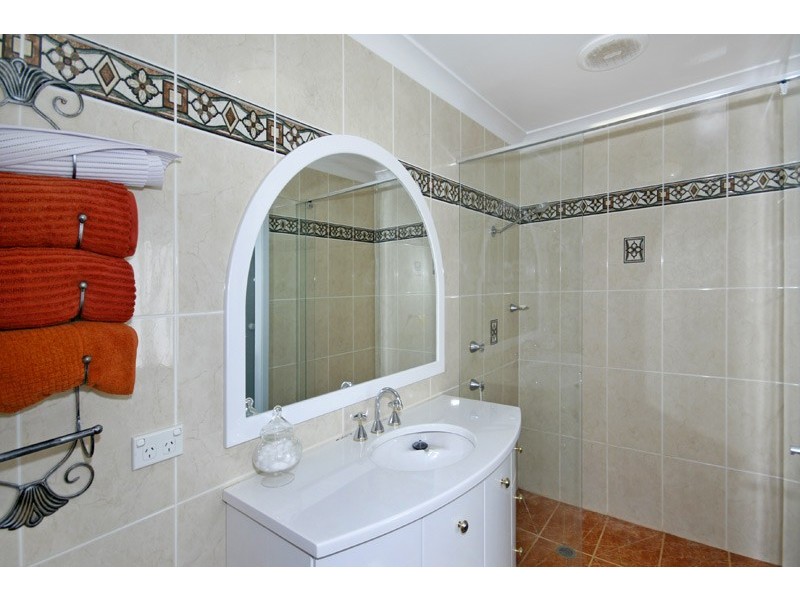 22 Helmsman Boulevarde, St Huberts Island NSW 2257