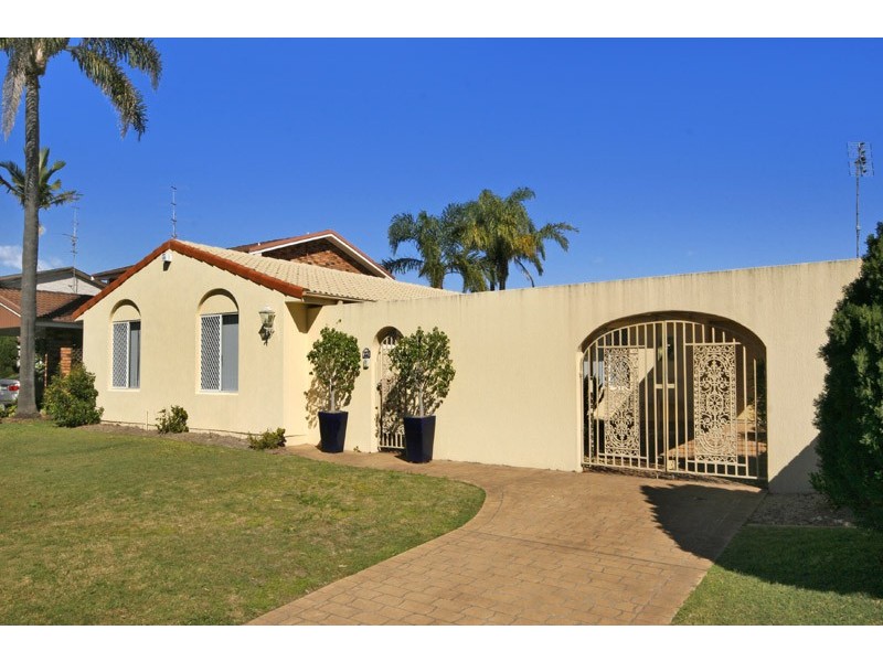 22 Helmsman Boulevarde, St Huberts Island NSW 2257