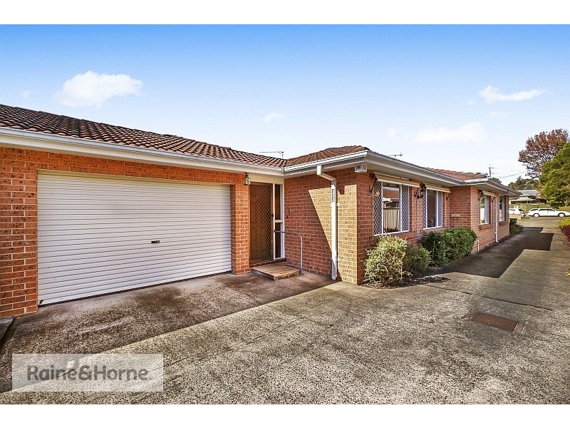 2/89 Victoria Road, Woy Woy NSW 2256