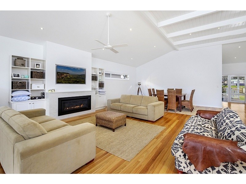 352 Booker Bay Road, Booker Bay NSW 2257