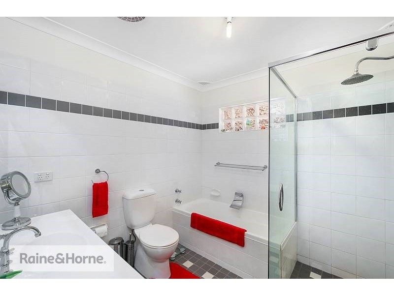 25 Oxford Street, Umina Beach NSW 2257