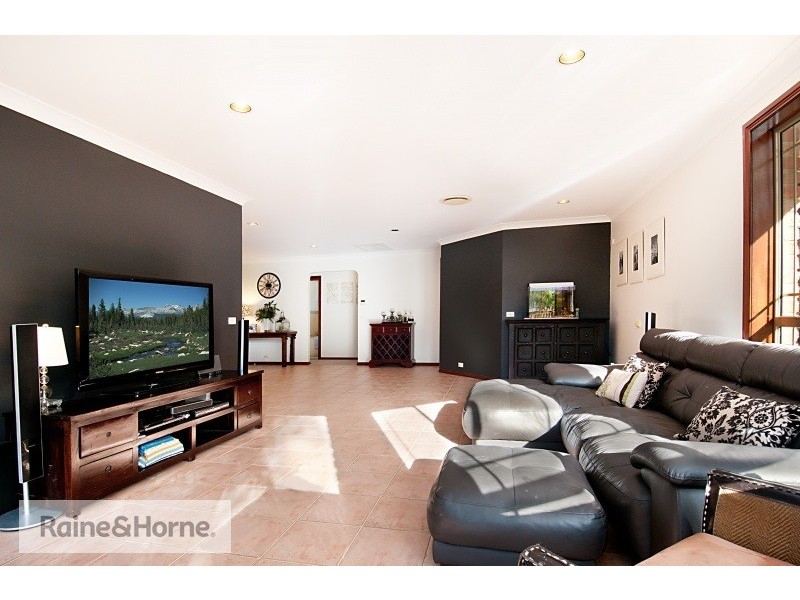 1 Glen Haven Close, Umina Beach NSW 2257