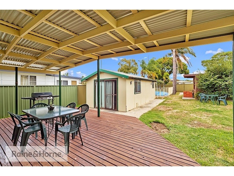17 Welcome Street, Woy Woy NSW 2256