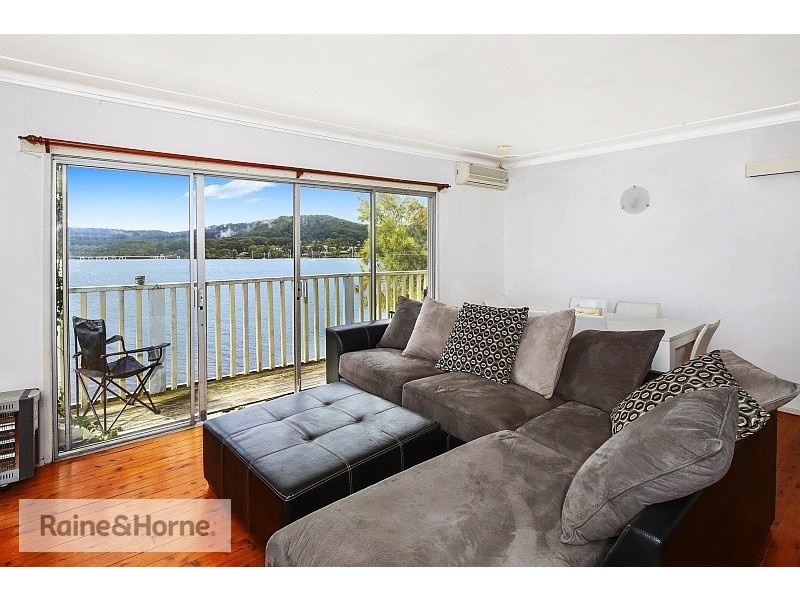 23 Wharf Street, East Gosford NSW 2250
