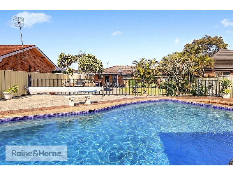 67 Helmsman Boulevard, St Huberts Island NSW 2257