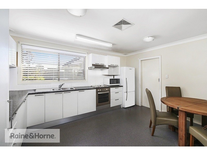 67 Helmsman Boulevard, St Huberts Island NSW 2257