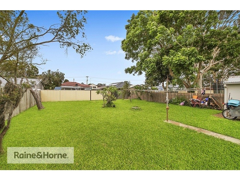 53 Florida Avenue, Woy Woy NSW 2256