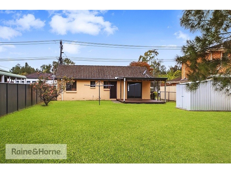 23 Greenfield Road, Empire Bay NSW 2257