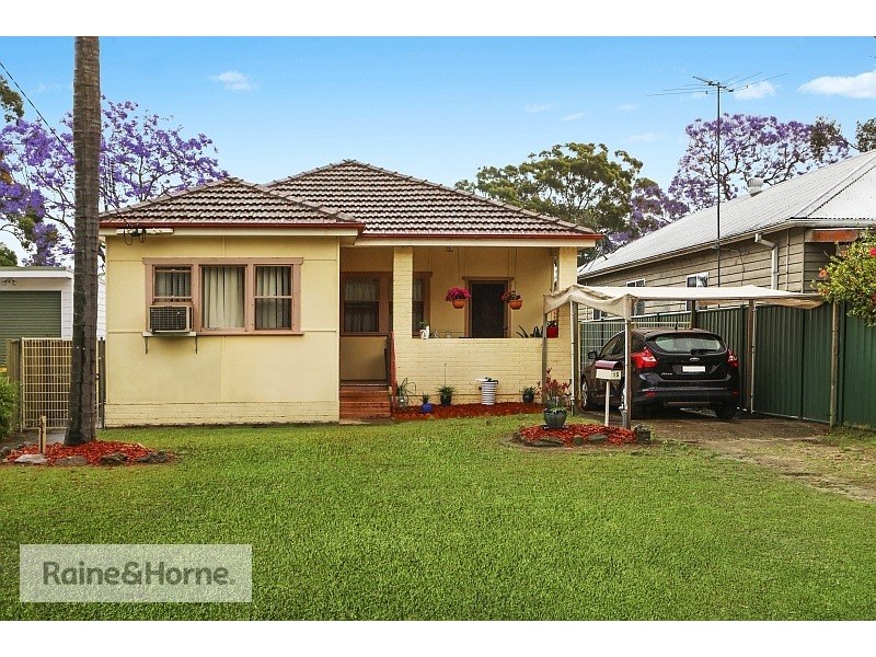 15 Banksia Street, Ettalong Beach NSW 2257