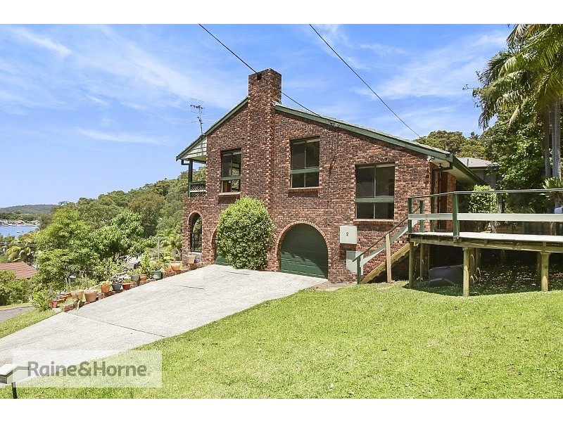 2 Goondi Close, Horsfield Bay NSW 2256