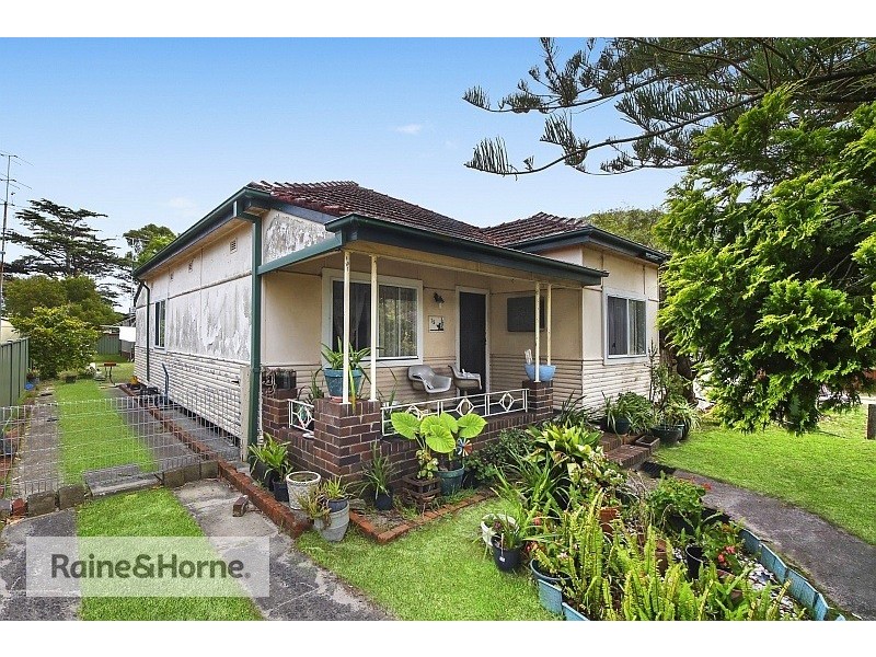 15 Myall Street, Ettalong Beach NSW 2257