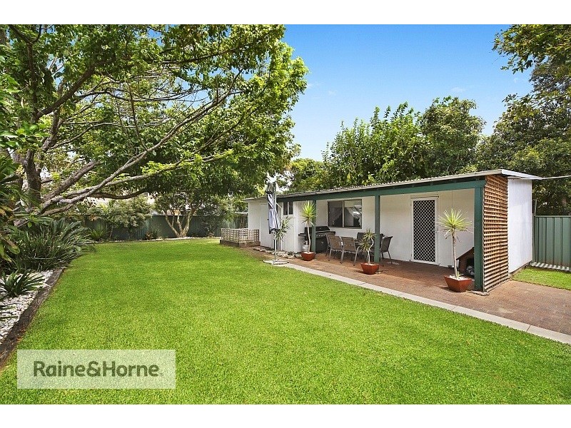 110 Gallipoli Avenue, Umina Beach NSW 2257