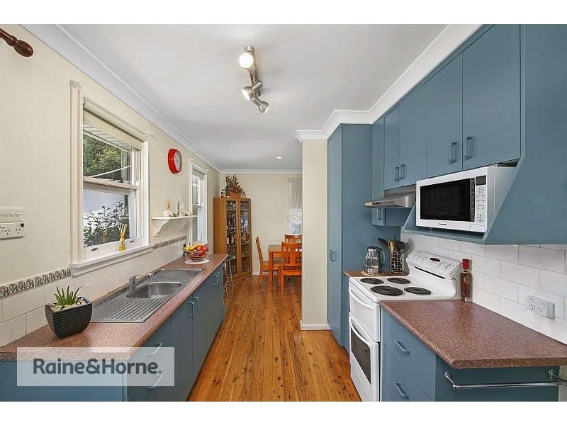 110 Gallipoli Avenue, Umina Beach NSW 2257