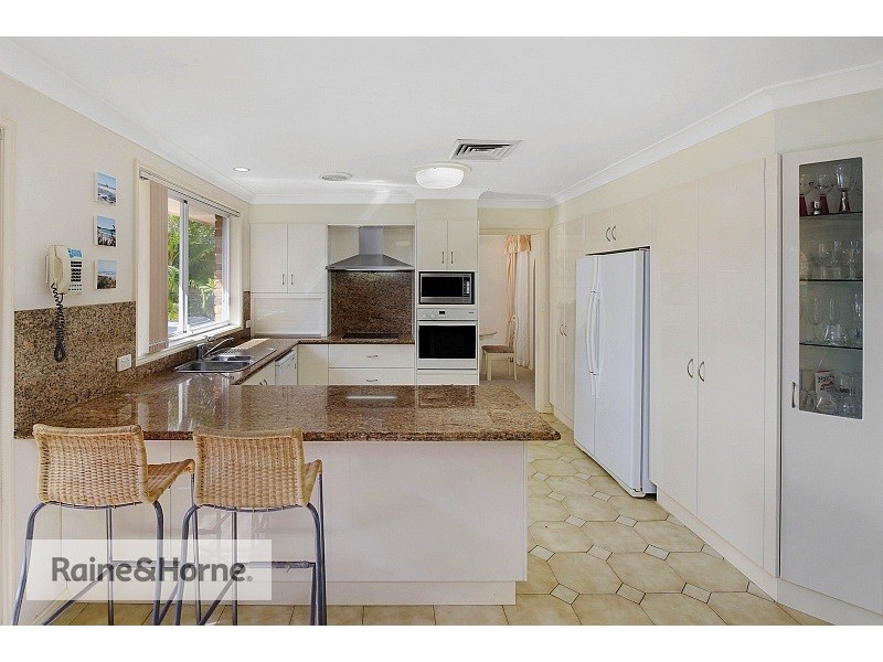 21 Helmsman Boulevard, St Huberts Island NSW 2257