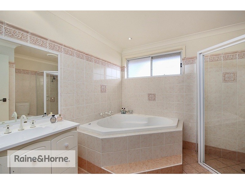 21 Helmsman Boulevard, St Huberts Island NSW 2257