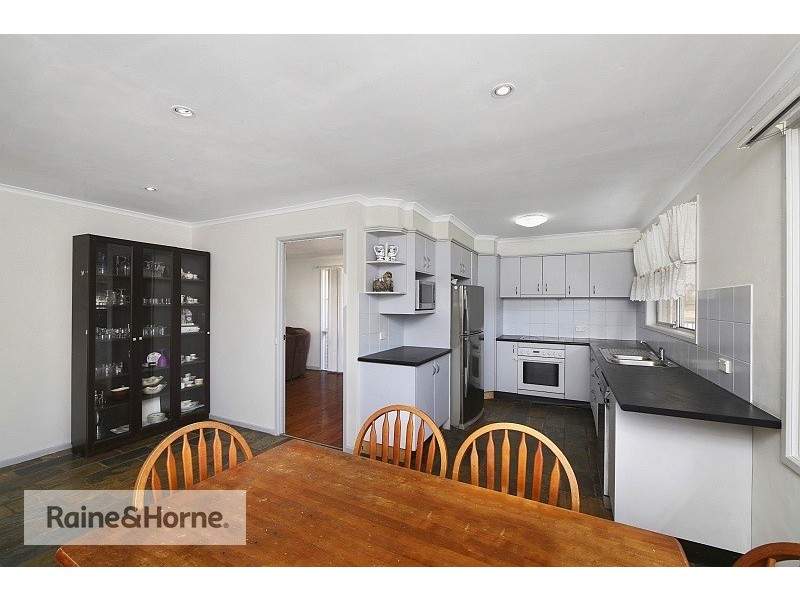 6 Dulkara Road, Woy Woy NSW 2256