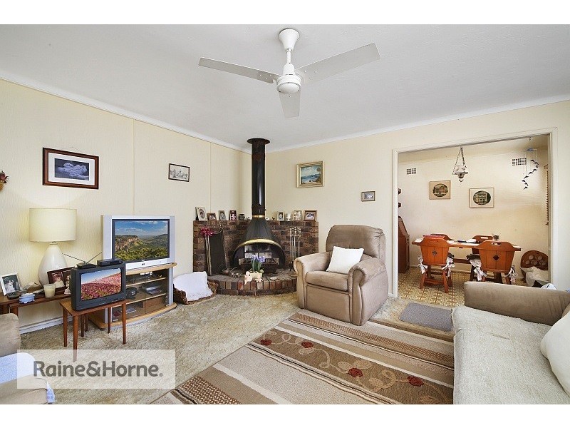 72 Donald Avenue, Umina Beach NSW 2257