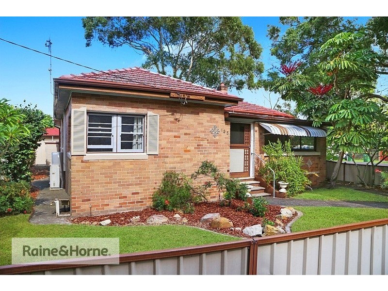 135 Memorial Avenue, Ettalong Beach NSW 2257