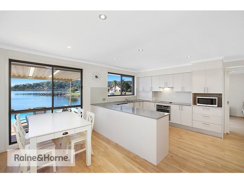 14 Skiff Place, St Huberts Island NSW 2257