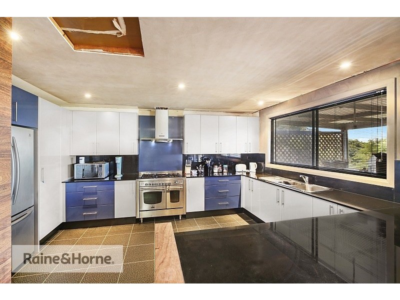 10 Timbertop Drive, Umina Beach NSW 2257