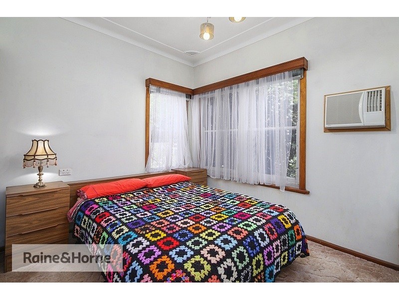 2 Station Street, Woy Woy NSW 2256