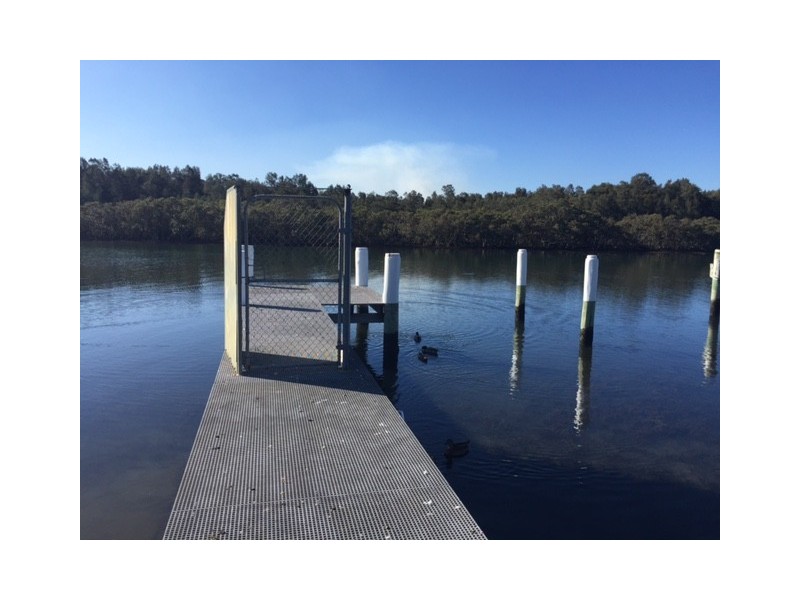 16a Beachfront Parade, St Huberts Island NSW 2257