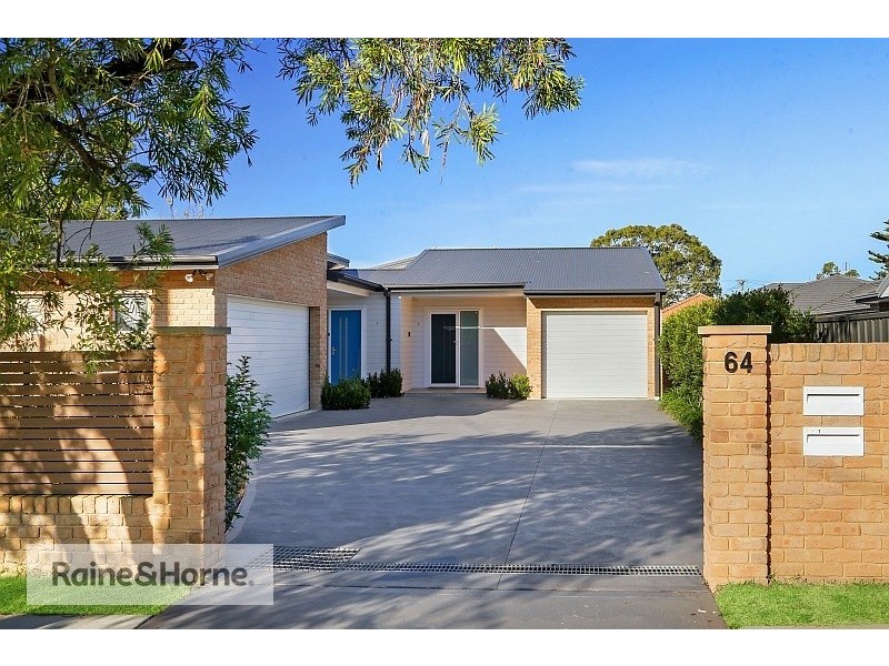 2/64 Gallipoli Avenue, Blackwall NSW 2256