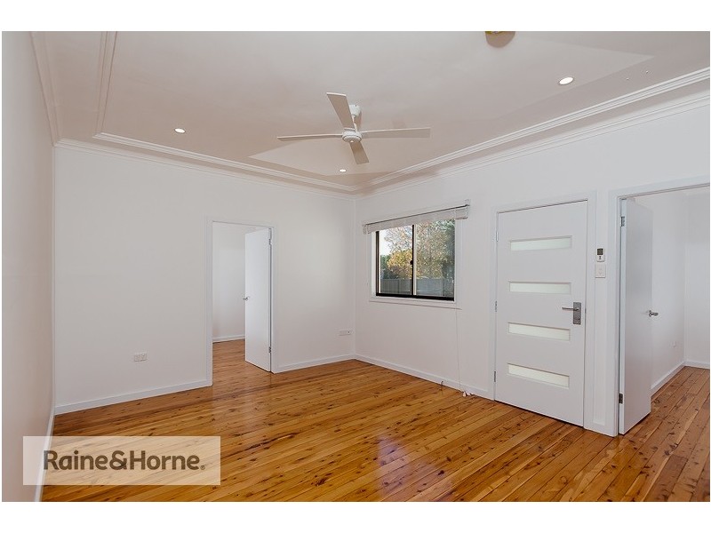 23 Commonwealth, Woy Woy NSW 2256