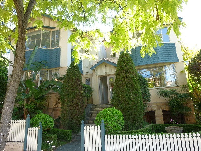 2/12 Peel St, Kirribilli NSW 2061