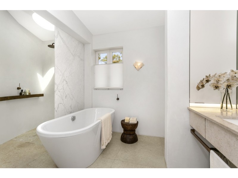 30 Kirkoswald Avenue and 1A Hopetoun Avenue, Mosman NSW 2088