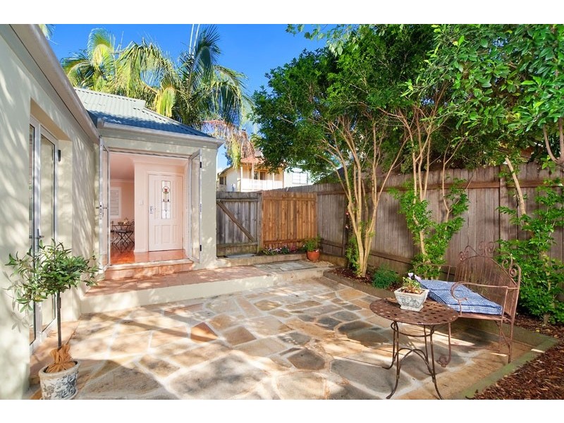 50 Emmett Lane, Crows Nest NSW 2065