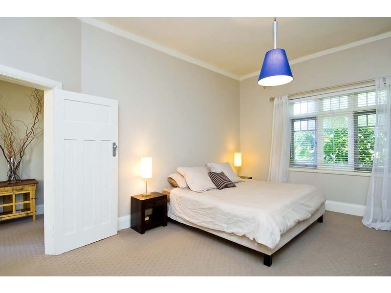 210 Raglan Street, Mosman NSW 2088