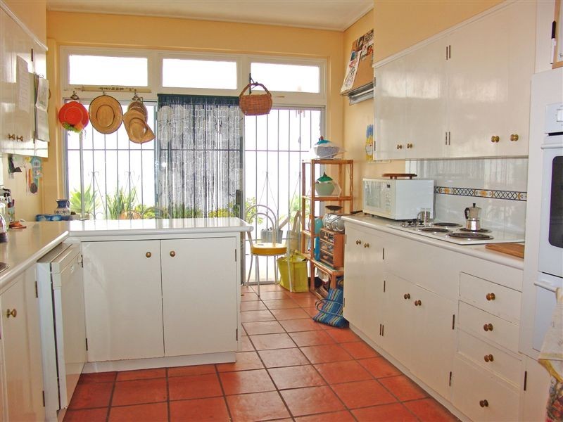 2 Botanic Road, Balmoral Beach, Mosman NSW 2088