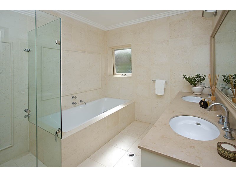 2/47 Bradleys Head Road, Mosman NSW 2088