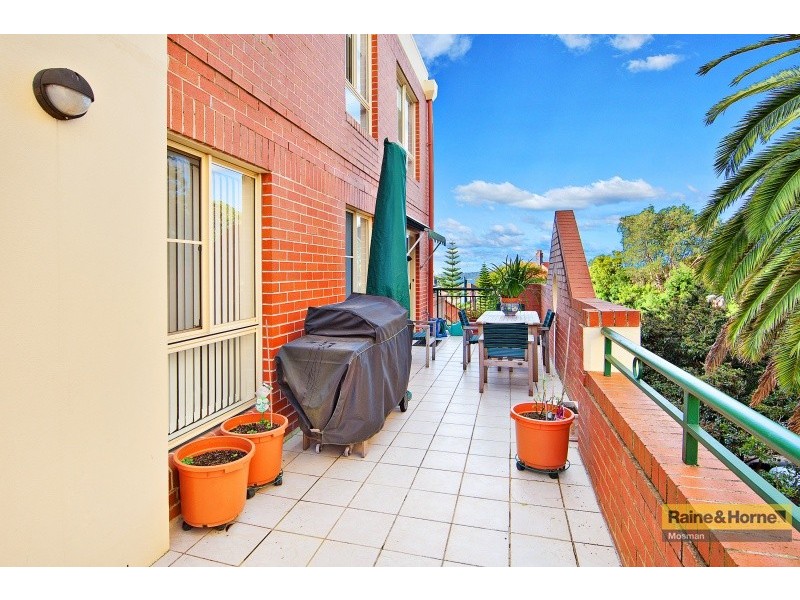 18/69 Bradleys Head Road, Mosman NSW 2088